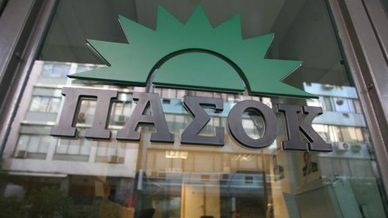 Επίθεση με μολότοφ στα γραφεία του ΠΑΣΟΚ