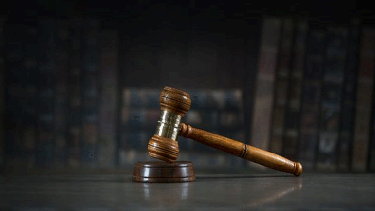 Ινδία: Ισόβια κάθειρξη σε τρεις άνδρες για  βιασμό και φόνο οκτάχρονου κοριτσιού