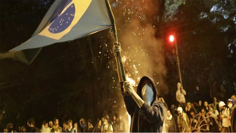 Βραζιλία: Νέες διαδηλώσεις φοιτητών εναντίον του  Μπολσονάρου