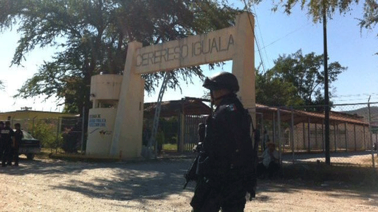 Μεξικό: Στρατιωτικοί έθεσαν υπό έλεγχο εξέγερση μεταναστών