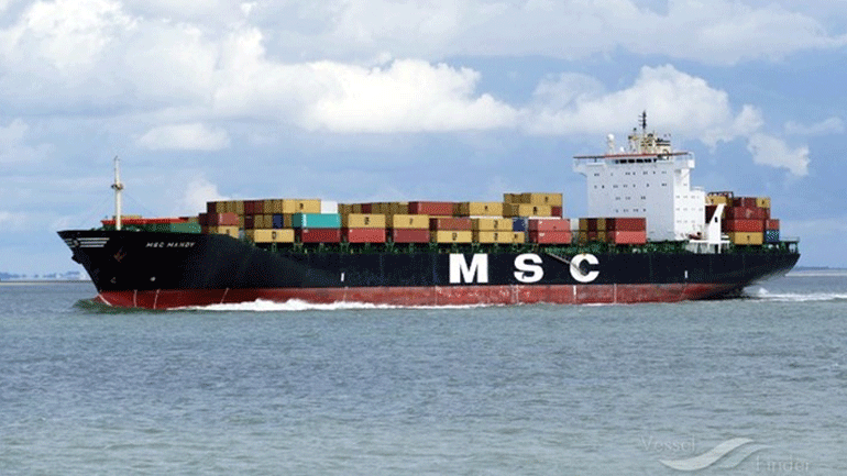 Εντοπίστηκαν λαθρεπιβάτες σε κοντέινερ στο λιμάνι του Πειραιά