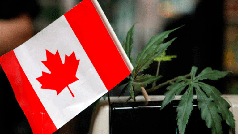 Καναδάς: Απαγορεύεται η χρήση κάνναβης σε πιλότους και ελεγκτές εναέριας κυκλοφορίας