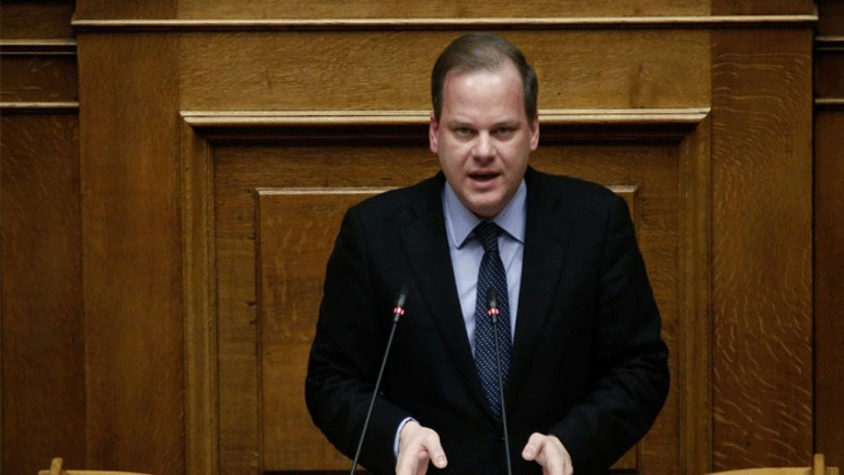 Καραμανλής: «Προεκλογικό πλυντήριο εξυπηρετήσεων» οι φορείς του υπ. Υποδομών