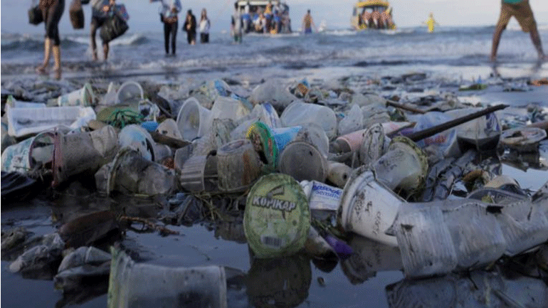 WWF: Η Γαλλία είναι ο μεγαλύτερος παραγωγός πλαστικών αποβλήτων στη Μεσόγειο