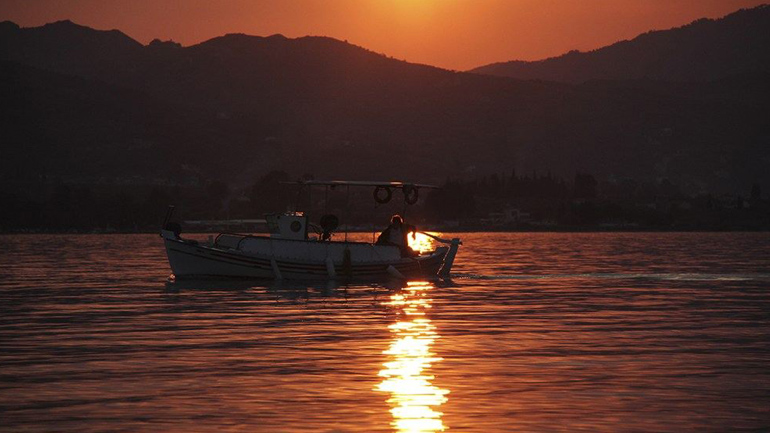 ΛΙΜΝΟΘΑΛΑΣΣΑ ΑΛΥΚΗΣ ΑΙΓΙΟΥ..