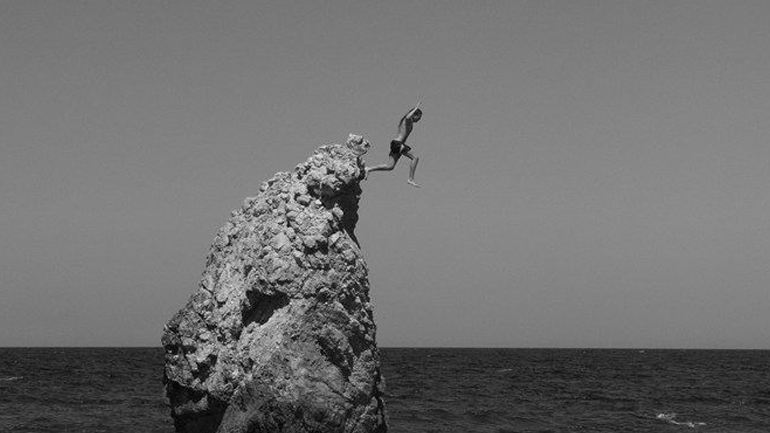 Βουτιές…στο κενό