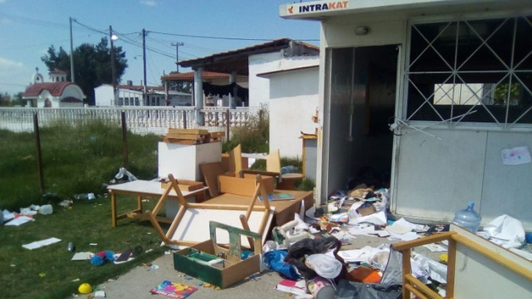 Θεσσαλονίκη: Τα έκαναν «γυαλιά-καρφιά» σε νηπιαγωγείο οικισμού Ρομά