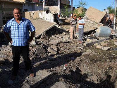 Ιράκ: Τουλάχιστον 43 νεκροί σε βομβιστικές επιθέσεις Ιράκ: Τουλάχιστον 43 νεκροί σε βομβιστικές επιθέσεις