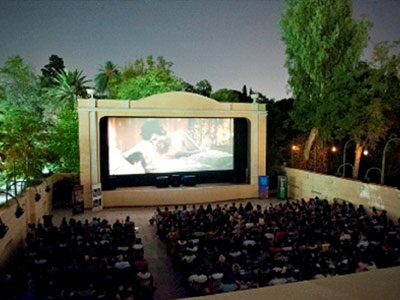 Tα Παλιόπαιδα έκαναν την Αίγλη Ζαππείου να αντηχεί από τα γέλια