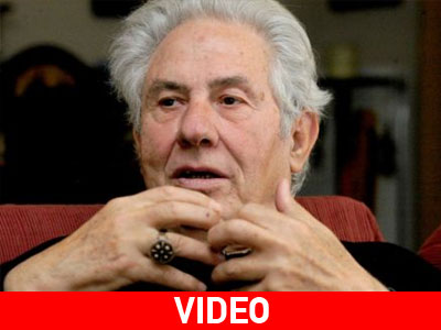 Ο Γ. Μιχαλακόπουλος στην τηλεόραση της Ζούγκλας Ο Γ. Μιχαλακόπουλος στην τηλεόραση της Ζούγκλας