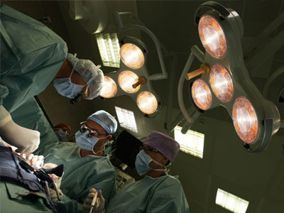 Ισπανία: Αφαιρέθηκε όγκος 25 κιλών από ωοθήκη Ισπανία: Αφαιρέθηκε όγκος 25 κιλών από ωοθήκη