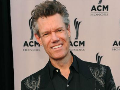 Ράντι Τράβις: Νοσηλεύεται σε κρίσιμη κατάσταση