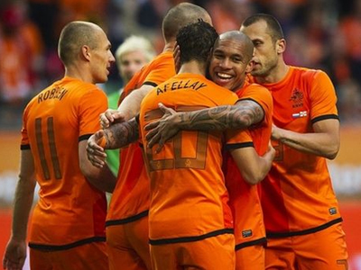 Euro: Ρίχνονται στη μάχη Ολλανδία και Δανία Euro: Ρίχνονται στη μάχη Ολλανδία και Δανία