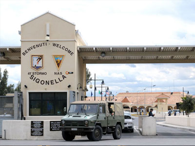 Αμερικανοί πεζοναύτες μεταφέρθηκαν προληπτικά στη Σικελία Αμερικανοί πεζοναύτες μεταφέρθηκαν προληπτικά στη Σικελία