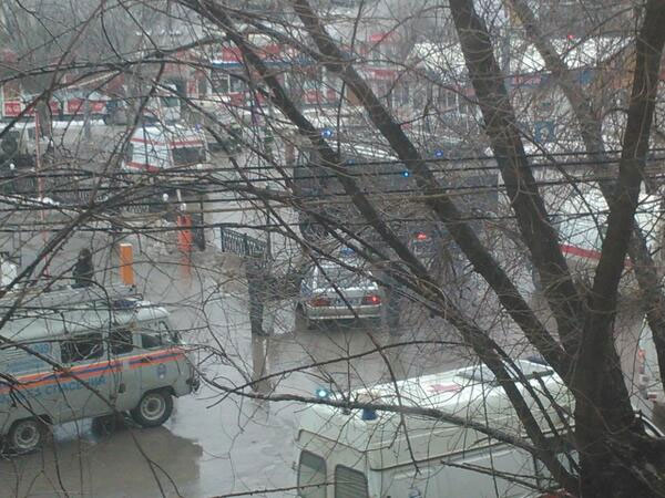 Ασθενοφόρα έσπευσαν στο σημείο της έκρηξης