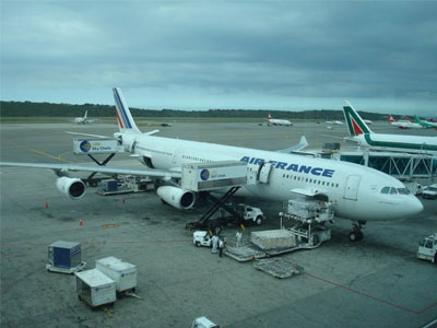 Καράκας: Εκκενώθηκε σκάφος της Air France μετά από προειδοποίηση για βόμβα Καράκας: Εκκενώθηκε σκάφος της Air France μετά από προειδοποίηση για βόμβα