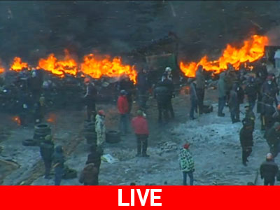Εμπόλεμη ζώνη το Κίεβο – Σήμερα λήγει το τελεσίγραφο της αντιπολίτευσης