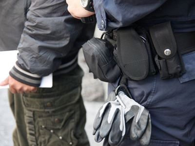 «Ξένιος Ζευς»: 19 συλλήψεις στο κέντρο της Αθήνας