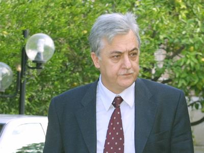 Χειρουργείται ο Αλέκος Παπαδόπουλος