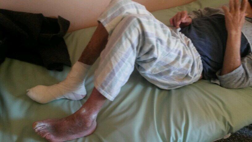 ΑΥΤΟΣ Ο ΑΣΘΕΝΗΣ ΠΕΡΙΜΕΝΕΙ ΥΠΟΜΟΝΕΤΙΚΑ ΤΗΝ ΕΛΕΥΣΗ ΤΟΥ ΘΑΝΑΤΟΥ ΓΙΑ ΝΑ ΛΥΤΡΩΘΕΙ 