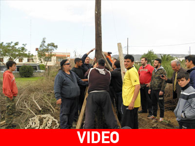 Η παρέα της Σούδας ετοιμάζεται για το κάψιμο του Ιούδα