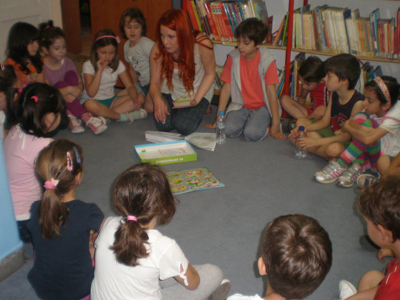 «Φτου και βγαίνω! Στη Βιβλιοθήκη μου πηγαίνω!»