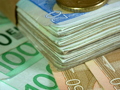 Ιταλία: Άντληση 4,5 δις με αυξημένο κόστος δανεισμού