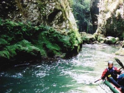 Συνεχίζονται οι έρευνες για τον εντοπισμό τουριστών στον Σελινούντα