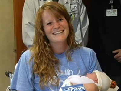 Γονιμότητα: Αθλήτρια γέννησε αμέσως μετά το τρέξιμο μαραθώνιου