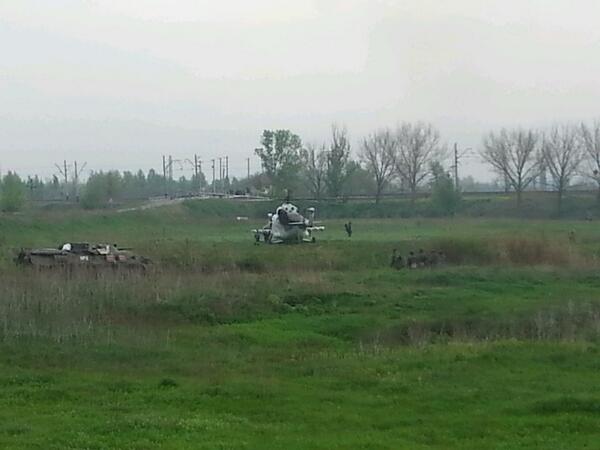 Ουκρανικό ελικόπτερο δέχθηκε πυρά από αντάρτες και προχώρησε σε αναγκαστική προσγείωση στο Σλαβιάνσκ