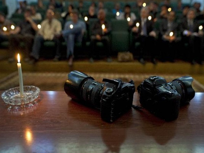 Ταυτοποιήθηκαν οι δύο δημοσιογράφοι που «έπεσαν» στην Χομς