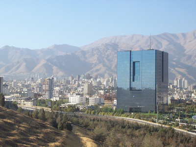 Απομόνωση της Κεντρικής Τράπεζας του Ιράν ζητούν οι ΗΠΑ