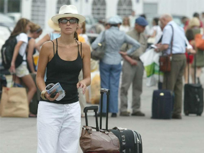 Χωρίς διακοπές οι μισοί Ιταλοί λόγω κρίσης