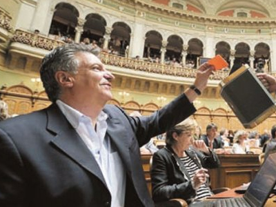 Τα γύρισε ο Ελληνοελβετός βουλευτής