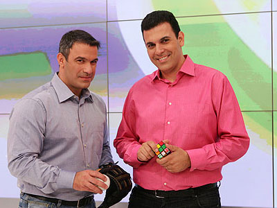 Τι θα γίνει με τους Καραμεροχαριτάτους;