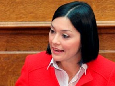 Ένα μωράκι στη Βουλή