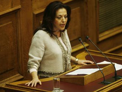 Με την κόρη στη Βουλή