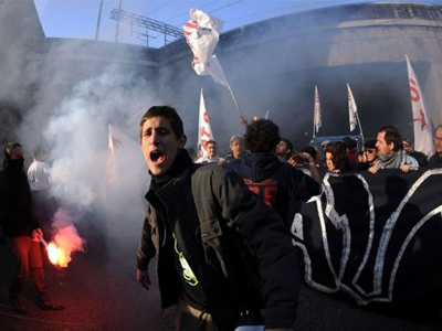 Διαδήλωση κατά της πολιτικής της κυβέρνησης Μόντι
