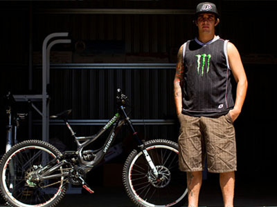 Τραυματίας ο Sam Hill