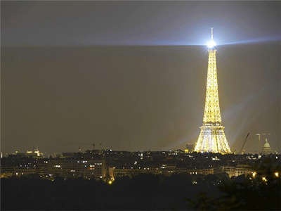 Δυσοίωνες οι εκτιμήσεις του ΔΝΤ για την οικονομία της Γαλλίας