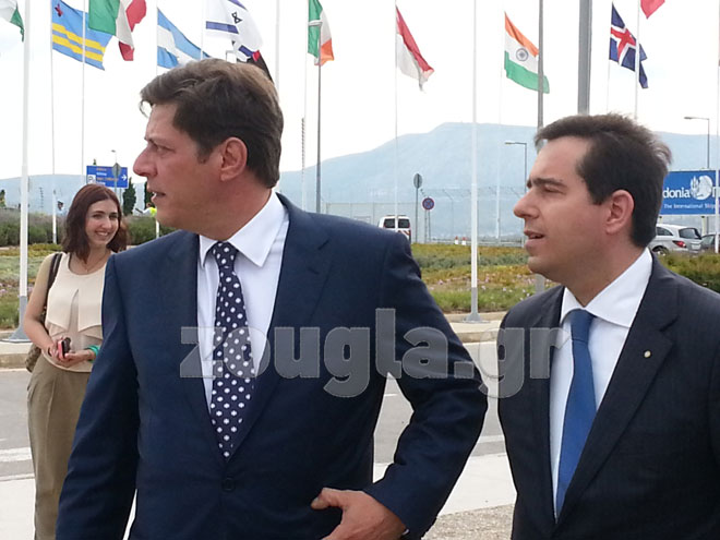 Οι υπουργοί Μ. Βαρβιτσιώτης και Ν. Μηταράκης