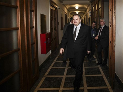 Στο βιβλίο συλλυπητηρίων της Γαλλικής Πρεσβείας υπέγραψε ο Ευ. Βενιζέλος