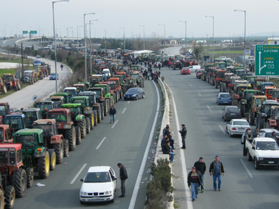 Συναντήσεις αγροτών με τους συναρμόδιους υπουργούς για το μέλλον των κινητοποιήσεων
