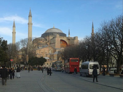 Πρόταση νόμου για μετατροπή της Αγίας Σοφίας σε τέμενος