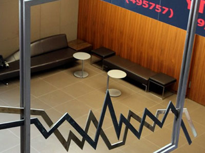 Έκαναν φτερά 12,2 δισ. δολ. από τις αναδυόμενες αγορές