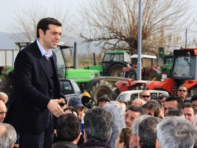 Στα μπλόκα των αγροτών ο Α. Τσίπρας