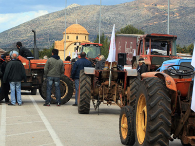 Κρίσιμη συνάντηση υπουργών – αγροτών τη Δευτέρα