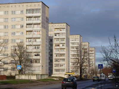 Ο υφυπουργός με τα 95 (!) ακίνητα