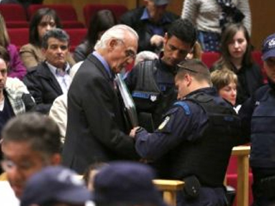 Υπεράσπιση Άκη: «Οι μίζες επεστράφησαν»