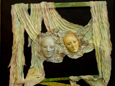 Τα ενδυματολογικά αξεσουάρ στο θέατρο